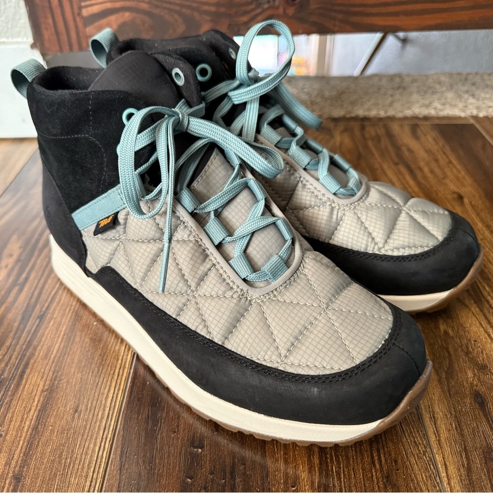 Teva Women’s ReEmber Commute Waterproof Hiking Boots - Size 10